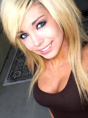 Hot sweethearts enjoy posing rather sensually in their arousing selfies